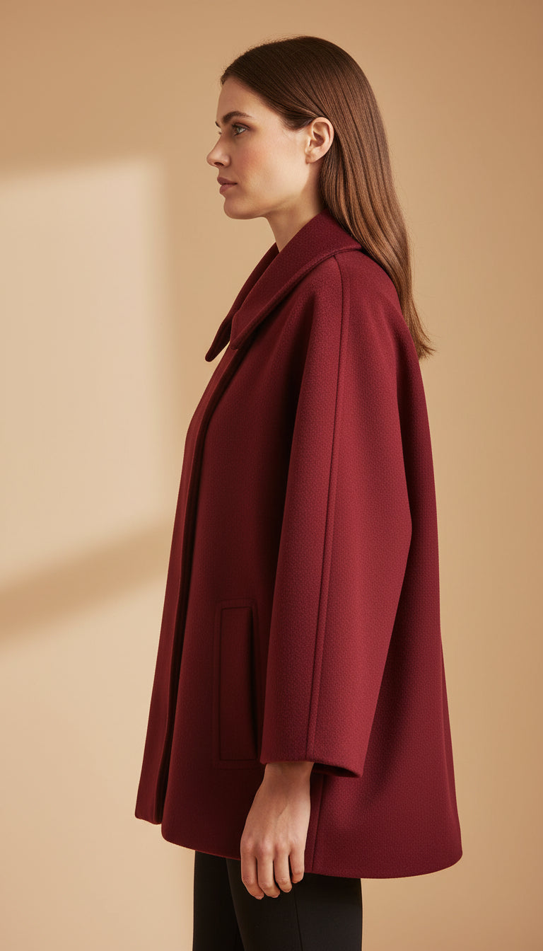 Matilde | Casaco Curto Trespassado – Elegância e Conforto Intemporal