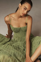 ISABELLA | VESTIDO MIDI PLISSADO ELEGANTE