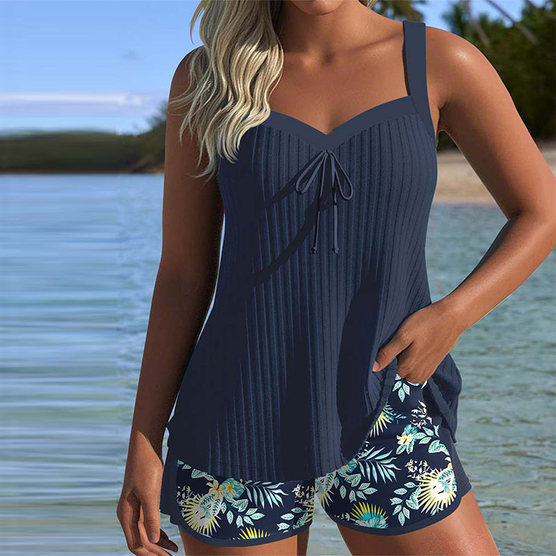 Beatriz | Tankini às Riscas com Calções de Praia em Dois Peças