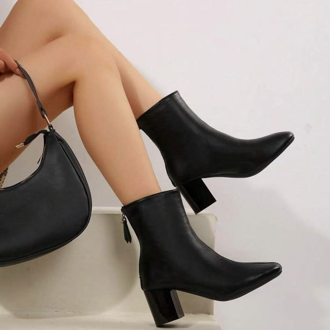 Helena | Botins com salto em bloco