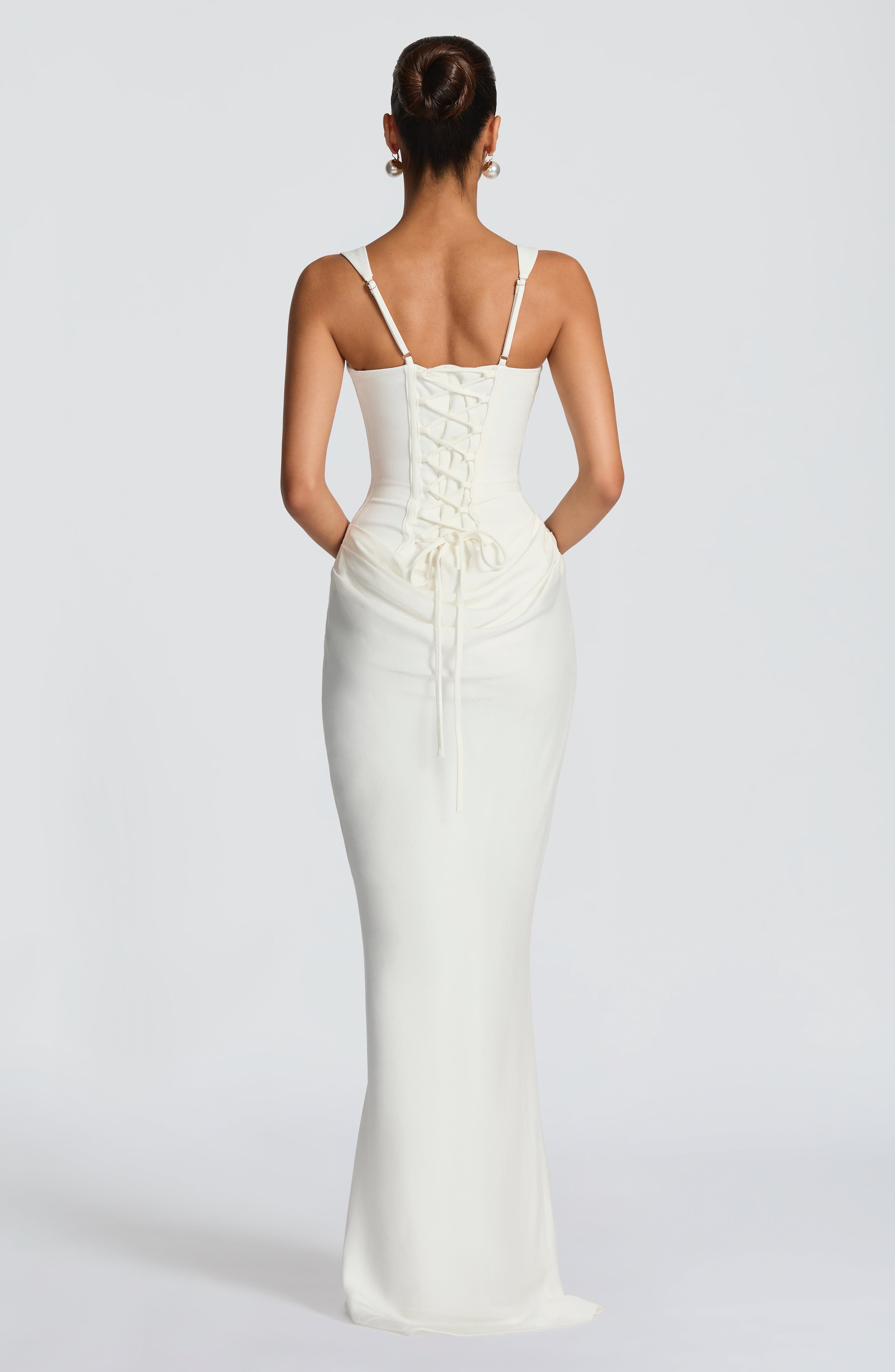 Leonor ❘ Vestido maxi com decote quadrado