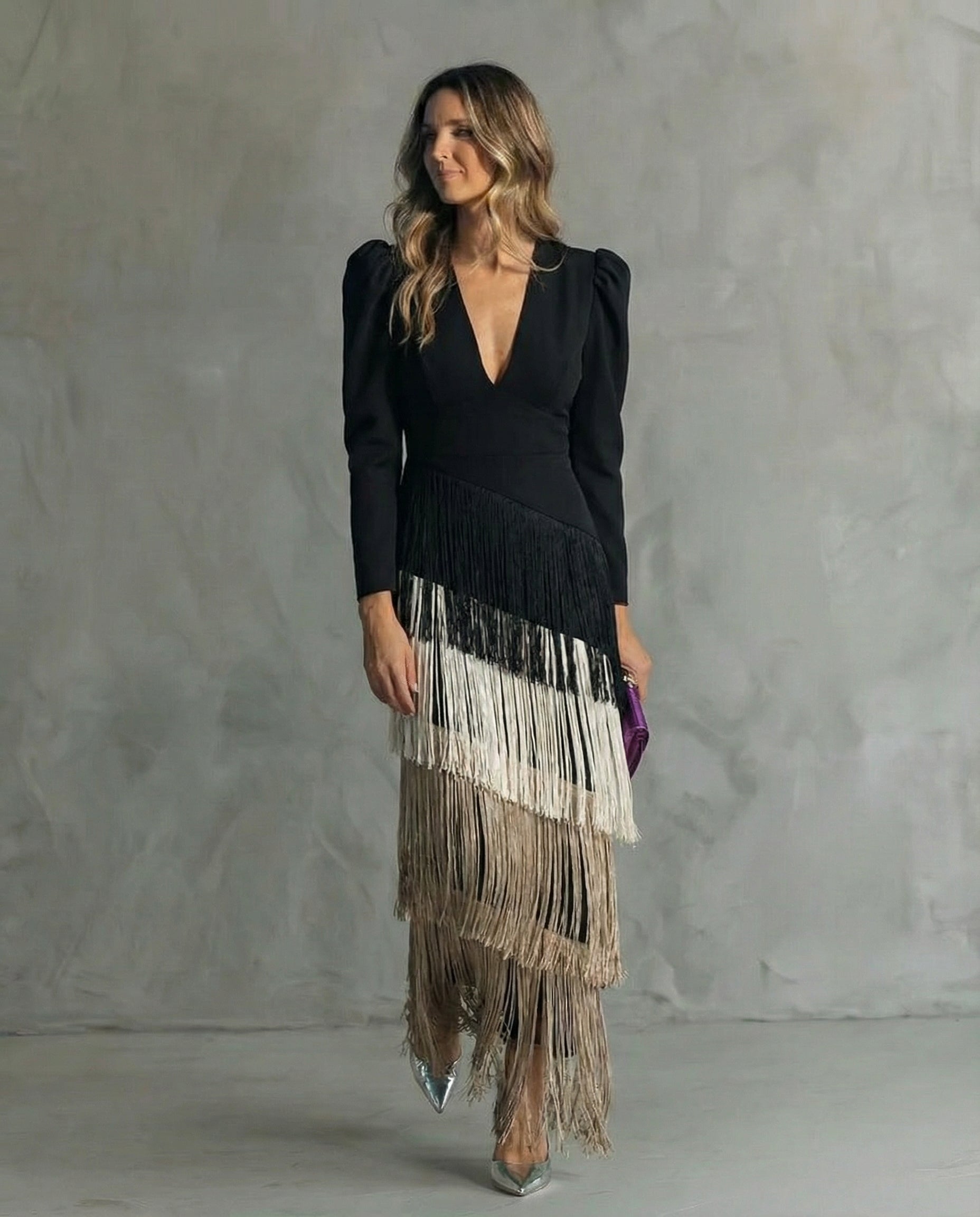 Clara · Vestido elegante de Mulher com mangas de franjas