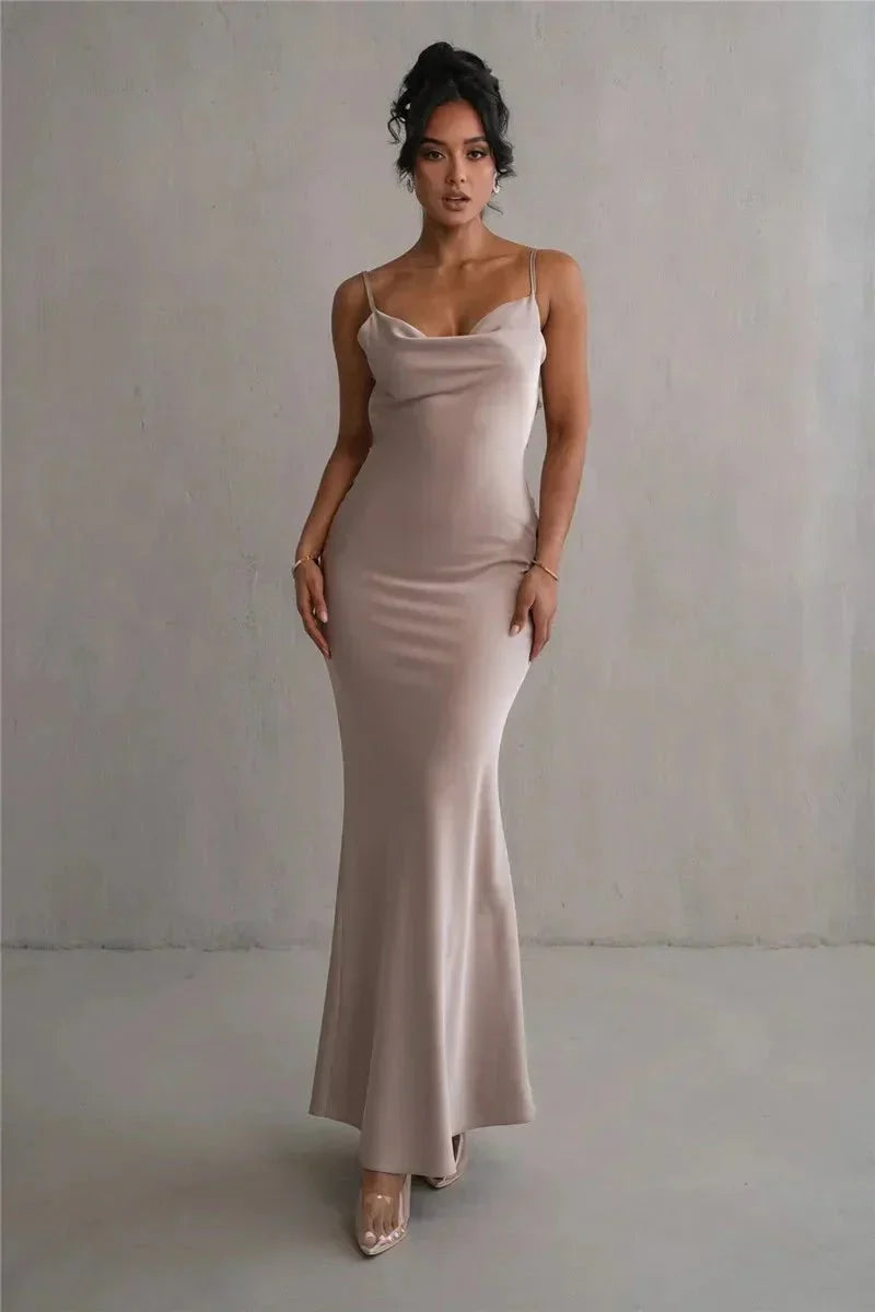 Nina™ | Vestido de festa luxuoso em seda com babados